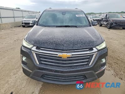 Piąte zdjęcie samochodu w środku: 2022 CHEVROLET TRAVERSE VIN:1GNERGKW7NJ163808 - miniatura