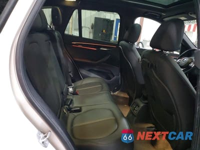 Zdjęcie 11 z 13 samochodu: 2021 BMW X1 XDRIVE28I VIN:WBXJG9C04M5U42811 - miniatura