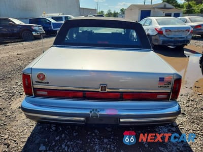Zdjęcie 6 z 12 samochodu: 1990 LINCOLN TOWN CAR SIGNATURE VIN:1LNCM82F6LY792061 - miniatura