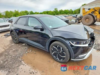 Czwarte zdjęcie samochodu z boku: 2023 HYUNDAI IONIQ 5 SEL VIN:KM8KNDAF3PU189990 - miniatura