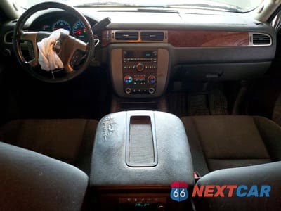 Zdjęcie 8 z 13 samochodu: 2011 GMC YUKON SLE VIN:1GKS1AE04BR394903 - miniatura