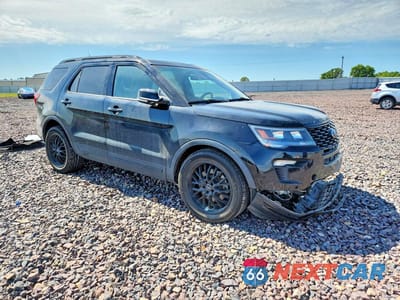 Czwarte zdjęcie samochodu z boku: 2018 FORD EXPLORER SPORT VIN:1FM5K8GT2JGC68843 - miniatura