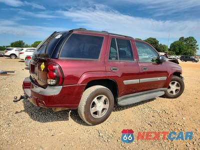 Trzecie zdjęcie samochodu z tyłu: 2004 CHEVROLET TRAILBLAZER LS VIN:1GNDS13S942387535 - miniatura