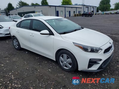 Czwarte zdjęcie samochodu z boku: 2019 KIA FORTE FE VIN:3KPF24AD2KE129414 - miniatura