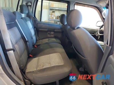 Zdjęcie 10 z 12 samochodu: 2005 FORD EXPLORER SPORT TRAC VIN:1FMZU77K35UA16278 - miniatura