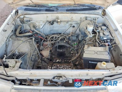 Zdjęcie 12 z 13 samochodu: 1997 TOYOTA 4RUNNER VIN:JT3GM84RXV0008645 - miniatura