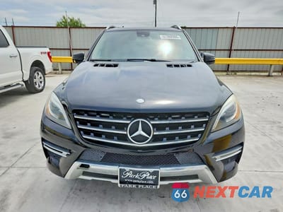 Piąte zdjęcie samochodu w środku: 2014 MERCEDES-BENZ ML 350 VIN:4JGDA5JB3EA306134 - miniatura