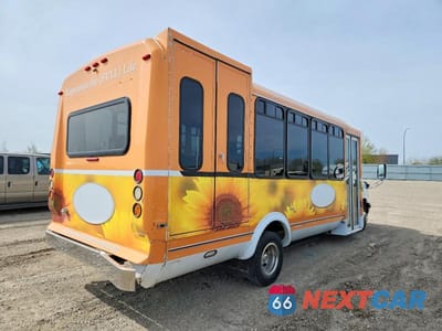 Czwarte zdjęcie samochodu z boku: 2013 CHEVROLET EXPRESS G4500 VIN:1GB6G5BG2D1109304 - miniatura