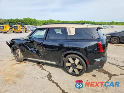 Drugie zdjęcie samochodu z przodu: 2025 MINI COUNTRYMAN S ALL4 VIN:WMZ23GA01S7R44259 - miniatura