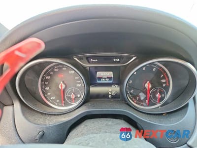 Zdjęcie 9 z 12 samochodu: 2019 MERCEDES-BENZ CLA 250 4MATIC VIN:WDDSJ4GB1KN769235 - miniatura