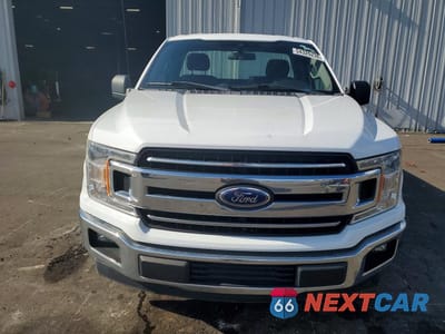 Piąte zdjęcie samochodu w środku: 2019 FORD F-150 VIN:1FTMF1C5XKKD08300 - miniatura
