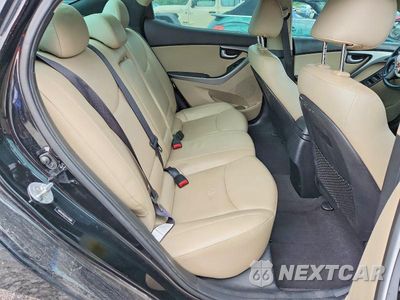 Zdjęcie 10 z 12 samochodu: 2014 HYUNDAI ELANTRA LIMITED VIN:5NPDH4AE6EH476288 - miniatura