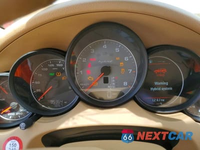 Zdjęcie 9 z 12 samochodu: 2012 PORSCHE CAYENNE S HYBRID VIN:WP1AE2A25CLA90118 - miniatura