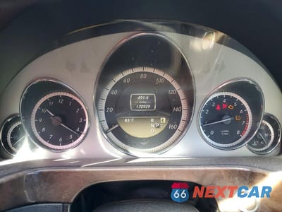 Zdjęcie 9 z 12 samochodu: 2012 MERCEDES-BENZ E 350 VIN:WDDHF5KB9CA646686 - miniatura