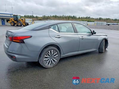 Trzecie zdjęcie samochodu z tyłu: 2023 NISSAN ALTIMA SV VIN:1N4BL4DV1PN378117 - miniatura