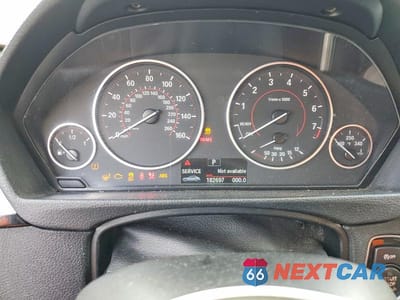 Zdjęcie 9 z 12 samochodu: 2013 BMW 328 I VIN:WBA3A5G52DNP18986 - miniatura