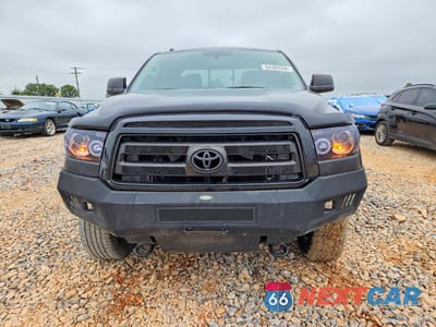 Piąte zdjęcie samochodu w środku: 2013 TOYOTA TUNDRA VIN:5TFUW5F18DX282110 - miniatura