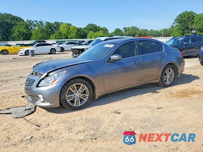 2015 INFINITI Q40 BASE JN1CV6AP7FM503140 - główne zdjęcie licytacji z USA - miniatura
