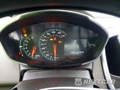 Zdjęcie 9 z 12 samochodu: 2017 CHEVROLET SONIC VIN:1G1JD5SH1H4160751 - miniatura