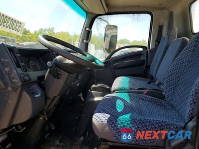 Zdjęcie 7 z 13 samochodu: 2023 ISUZU NPR HD BOX TRUCK VIN:54DC4W1D7PS202351 - miniatura
