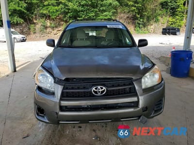 Piąte zdjęcie samochodu w środku: 2010 TOYOTA RAV4 BASE VIN:2T3ZF4DV1AW026770 - miniatura