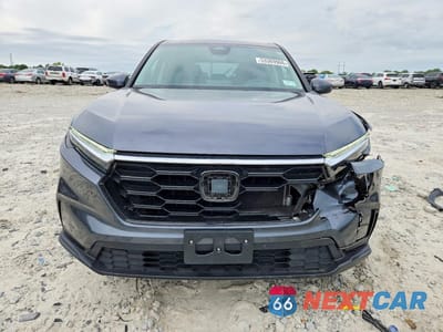 Piąte zdjęcie samochodu w środku: 2024 HONDA CR-V EX VIN:7FARS3H41RE004894 - miniatura