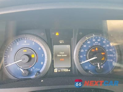 Zdjęcie 9 z 13 samochodu: 2015 TOYOTA SIENNA XLE 8-PASSENGER VIN:5TDYK3DC0FS561534 - miniatura