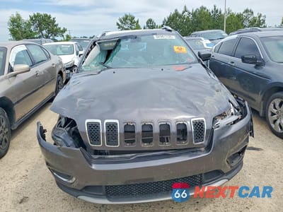 Piąte zdjęcie samochodu w środku: 2019 JEEP CHEROKEE LIMITED VIN:1C4PJLDB8KD326116 - miniatura