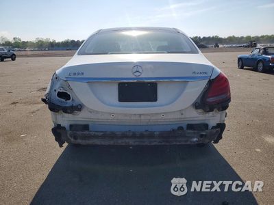 Zdjęcie 6 z 12 samochodu: 2015 MERCEDES-BENZ C 300 4MATIC VIN:55SWF4KB9FU096265 - miniatura