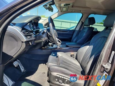 Zdjęcie 7 z 13 samochodu: 2016 BMW X5 XDRIVE50I VIN:5UXKR6C58G0J83424 - miniatura