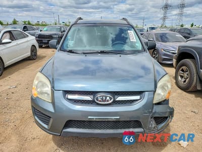 Piąte zdjęcie samochodu w środku: 2009 KIA SPORTAGE LX VIN:KNDJE723697620488 - miniatura