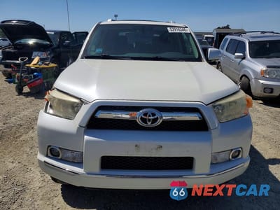 Piąte zdjęcie samochodu w środku: 2012 TOYOTA 4RUNNER SR5 VIN:JTEBU5JR3C5098581 - miniatura