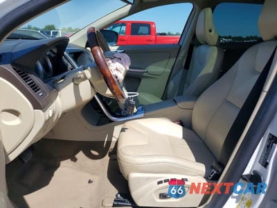 Zdjęcie 7 z 13 samochodu: 2012 VOLVO XC60 3.2 VIN:YV4952DL1C2283989 - miniatura