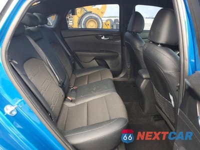 Zdjęcie 10 z 13 samochodu: 2023 KIA FORTE GT LINE VIN:3KPF54AD2PE611170 - miniatura