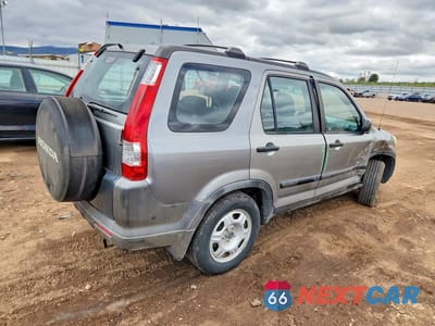 Trzecie zdjęcie samochodu z tyłu: 2005 HONDA CR-V LX VIN:JHLRD78545C048128 - miniatura