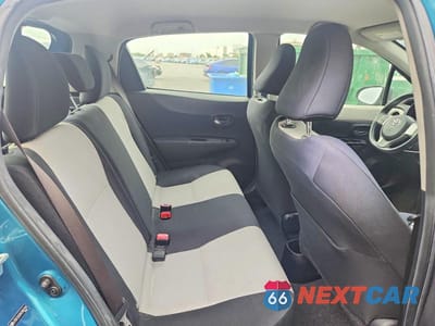 Zdjęcie 10 z 12 samochodu: 2014 TOYOTA YARIS 5-DOOR LE VIN:JTDKTUD3XED582765 - miniatura