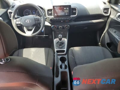 Zdjęcie 8 z 12 samochodu: 2020 HYUNDAI VENUE SE VIN:KMHRB8A38LU033247 - miniatura
