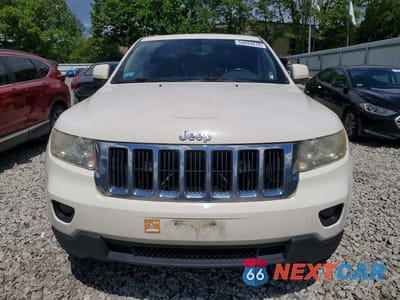 Piąte zdjęcie samochodu w środku: 2011 JEEP GRAND CHEROKEE LAREDO VIN:1J4RR4GG4BC529616 - miniatura