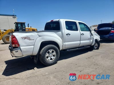 Trzecie zdjęcie samochodu z tyłu: 2008 TOYOTA TACOMA DOUBLE CAB VIN:3TMLU42N28M018039 - miniatura
