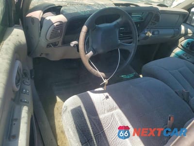 Zdjęcie 8 z 12 samochodu: 1999 CHEVROLET GMT-400 C1500 VIN:1GCEC19R4XR111323 - miniatura
