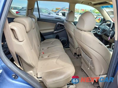Zdjęcie 11 z 13 samochodu: 2008 TOYOTA RAV4 LIMITED VIN:JTMBK31V486048866 - miniatura
