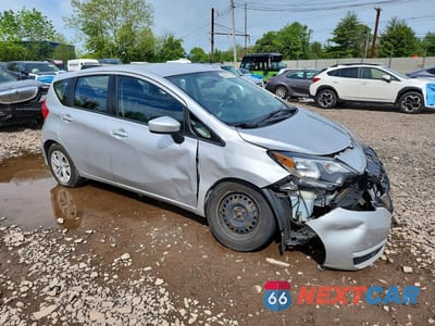 Czwarte zdjęcie samochodu z boku: 2019 NISSAN VERSA NOTE SV VIN:3N1CE2CP5KL363079 - miniatura