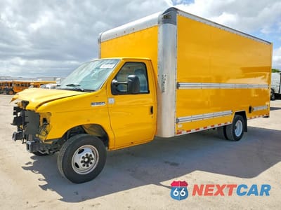 2022 FORD E350 BOX TRUCK ** R & D * PRI FLEET ** 1FDWE3FN3NDC04013 - główne zdjęcie licytacji z USA - miniatura