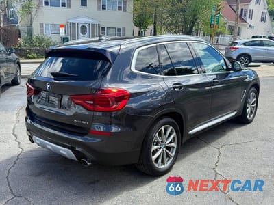 Trzecie zdjęcie samochodu z tyłu: 2019 BMW X3 XDRIVE30I VIN:5UXTR9C55KLR04358 - miniatura