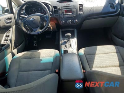 Zdjęcie 8 z 12 samochodu: 2015 KIA FORTE EX VIN:KNAFX4A82F5282037 - miniatura