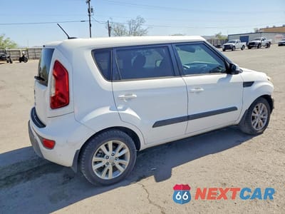 Trzecie zdjęcie samochodu z tyłu: 2013 KIA SOUL + VIN:KNDJT2A60D7511814 - miniatura