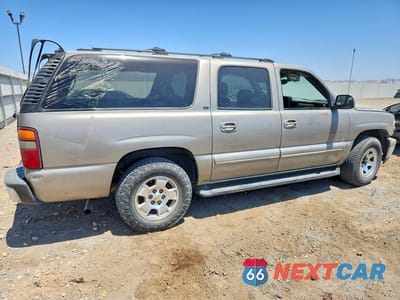 Trzecie zdjęcie samochodu z tyłu: 2002 CHEVROLET SUBURBAN C VIN:1GNEC16T02J238066 - miniatura
