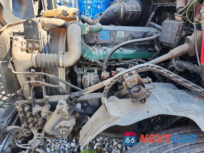 Zdjęcie 7 z 10 samochodu: 2012 VOLVO VN VNL VIN:4V4NC9EH6CN534552 - miniatura
