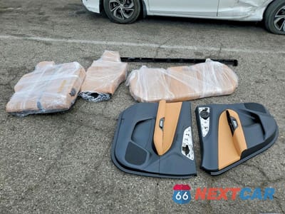 Zdjęcie 13 z 14 samochodu: 2026 LEXUS NX 350H PREMIUM VIN:JTJGKCEZ6T5043182 - miniatura