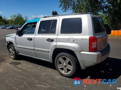Drugie zdjęcie samochodu z przodu: 2008 JEEP PATRIOT LIMITED VIN:1J8FT48W28D522367 - miniatura